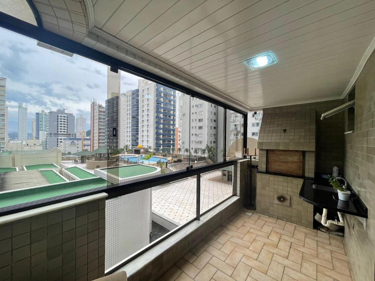 Apto A 30M Da Praia Sobre Shopping Atlantico Balneário Camboriú المظهر الخارجي الصورة